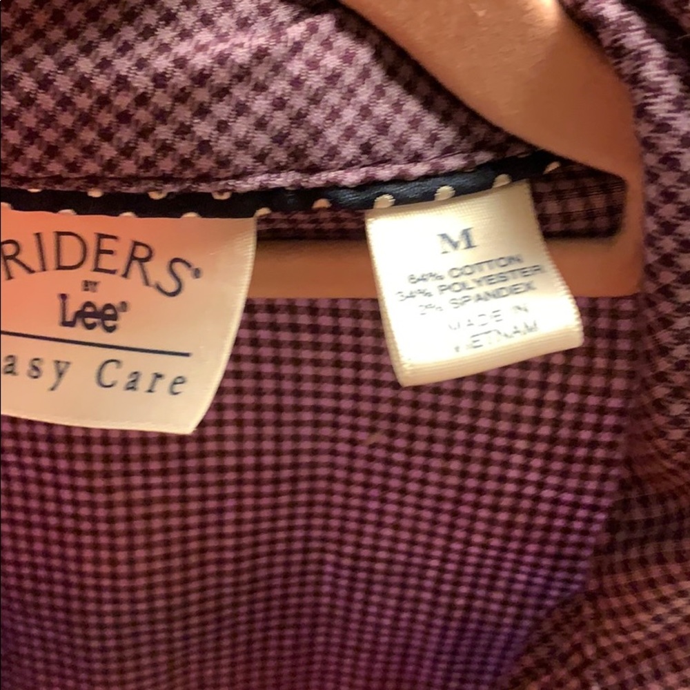 Button down top - Picture 2 of 3
